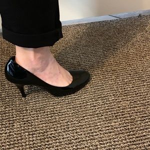 CLOSET CLEAN OUT SALE Gianni Bini black pumps Sz11